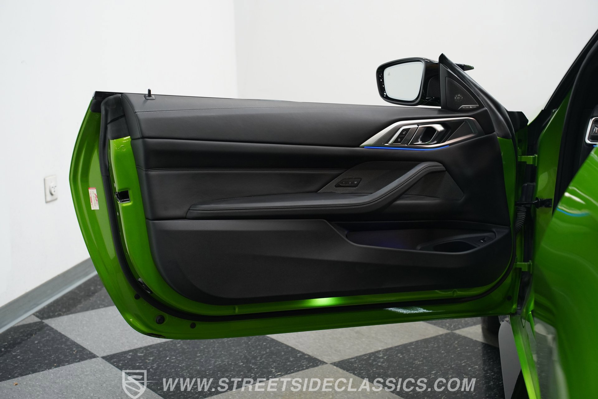 Used 2021 BMW M4 Competition w/ M Carbon Exterior Package RWD image 37