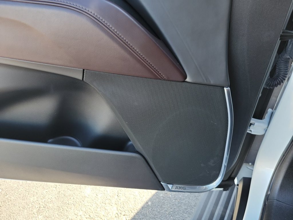 Certified 2021 Cadillac Escalade Sport Platinum RWD image 24