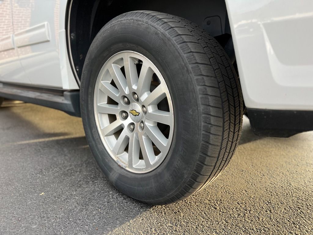 Used 2012 Chevrolet Tahoe 4WD Hybrid image 34