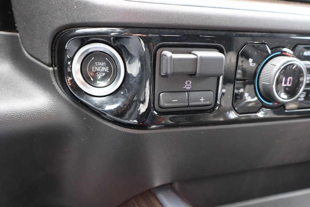 Used 2024 Chevrolet Silverado 1500 LT Trail Boss w/ LT Trail Boss Premium Package image 12