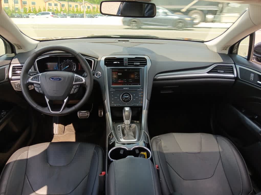 Used 2014 Ford Fusion Titanium FWD image 21