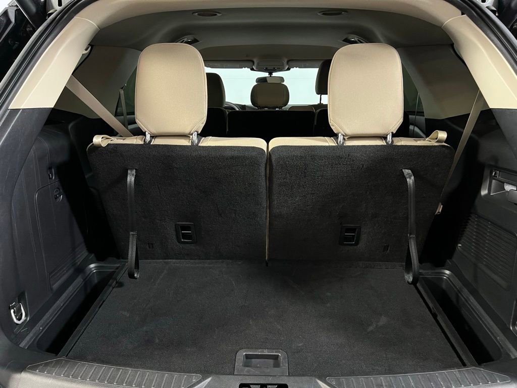 Used 2024 Ford Explorer 2WD image 27