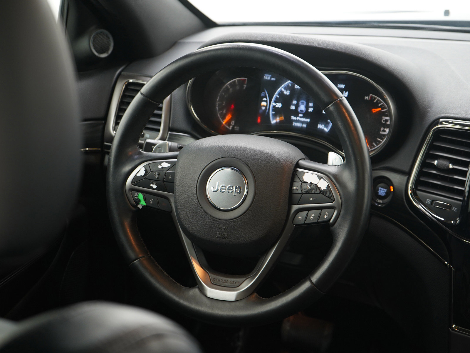 Used 2020 Jeep Grand Cherokee Limited X image 16