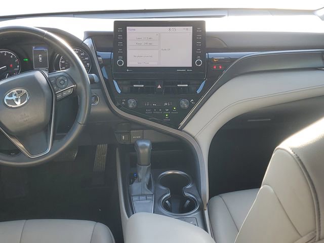 Used 2023 Toyota Camry SE w/ Cold Weather Package image 14