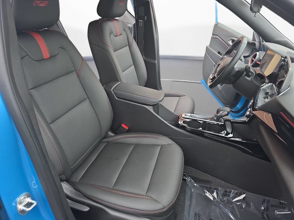 Used 2025 Chevrolet Trax RS w/ Driver Confidence Package FWD image 10