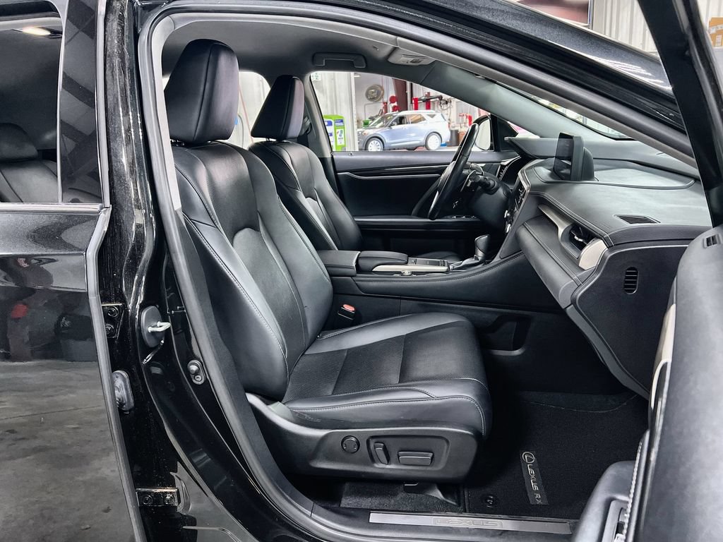 Used 2021 Lexus RX 350 FWD w/ Accessory Package image 28