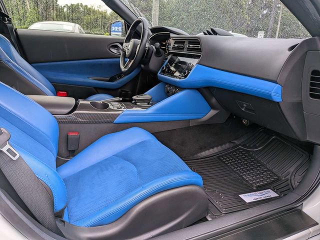 Used 2023 Nissan Z w/ Floor Mat Package (L93) RWD image 15