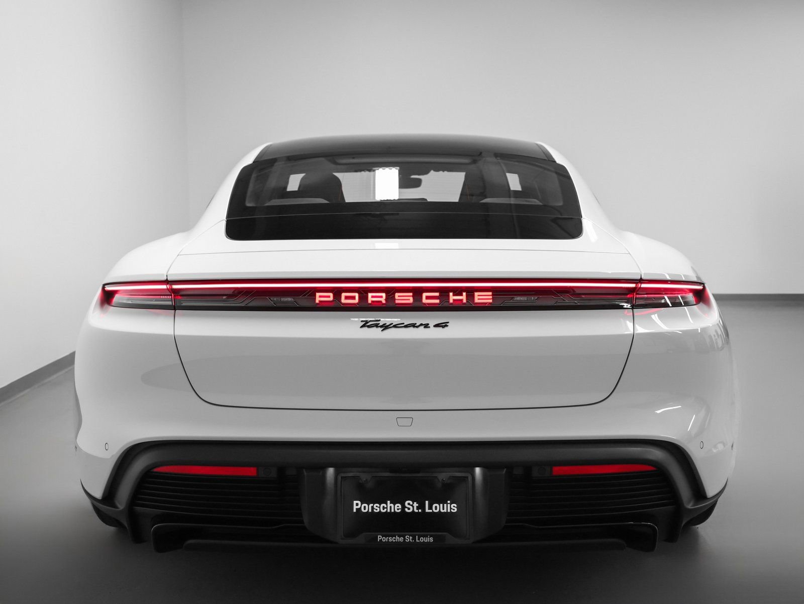 New 2026 Porsche Taycan image 11