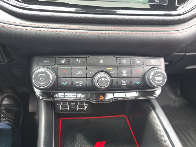 Used 2023 Dodge Durango GT AWD/4WD image 20