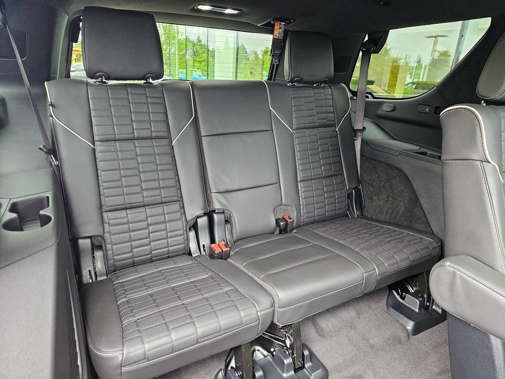 New 2026 Cadillac Escalade Platinum Sport AWD/4WD image 13