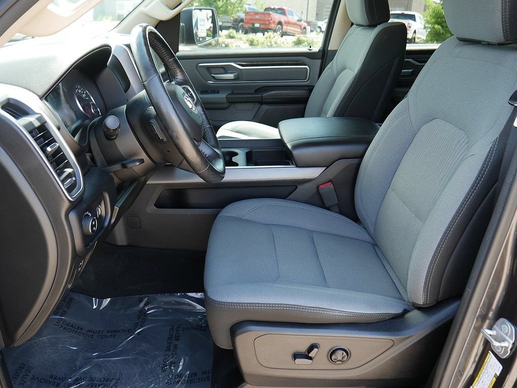 Used 2020 RAM 1500 Big Horn AWD/4WD image 10