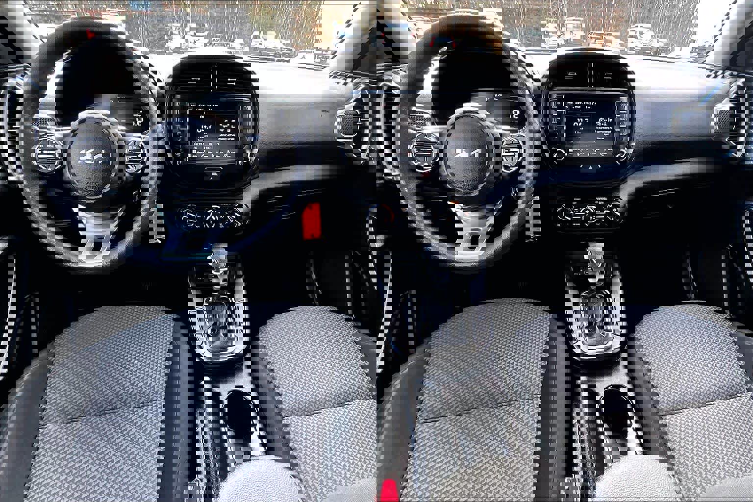 Used 2019 Kia Forte LXS image 16