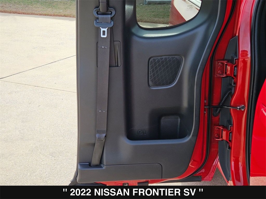 Used 2022 Nissan Frontier SV w/ Technology Package image 27