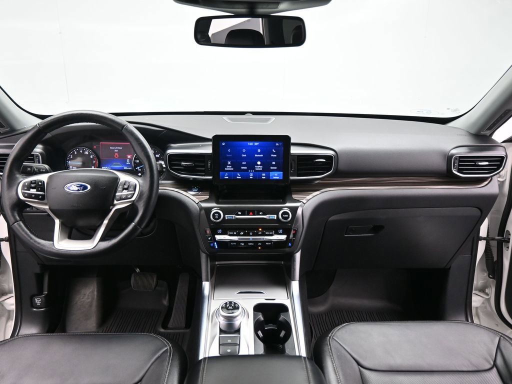 Certified 2020 Ford Explorer Limited w/ Hybrid Equipment Group 310A RWD image 19