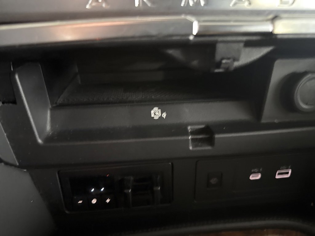 Used 2024 Nissan Armada SL w/ Captain's Chairs Package image 20