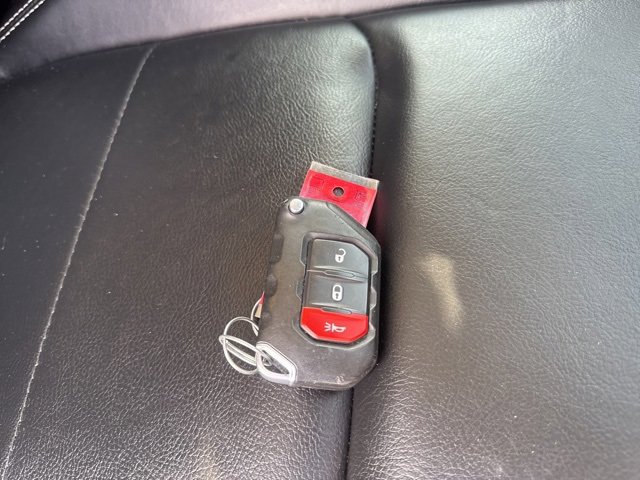 Used 2021 Jeep Wrangler Unlimited Sahara image 3