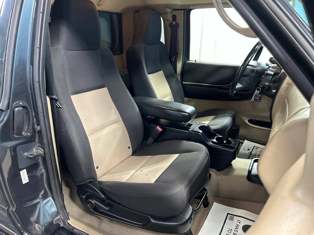 Used 2004 Ford Ranger XLT AWD/4WD image 40
