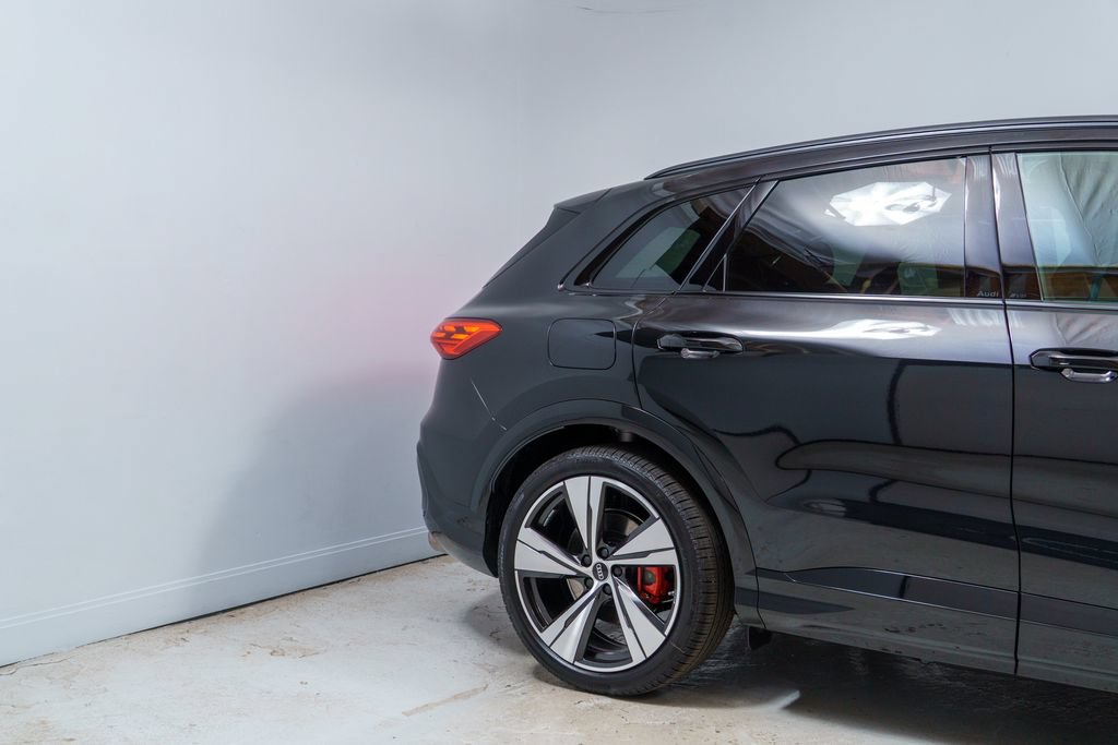 New 2026 Audi SQ5 Premium Plus AWD/4WD image 11