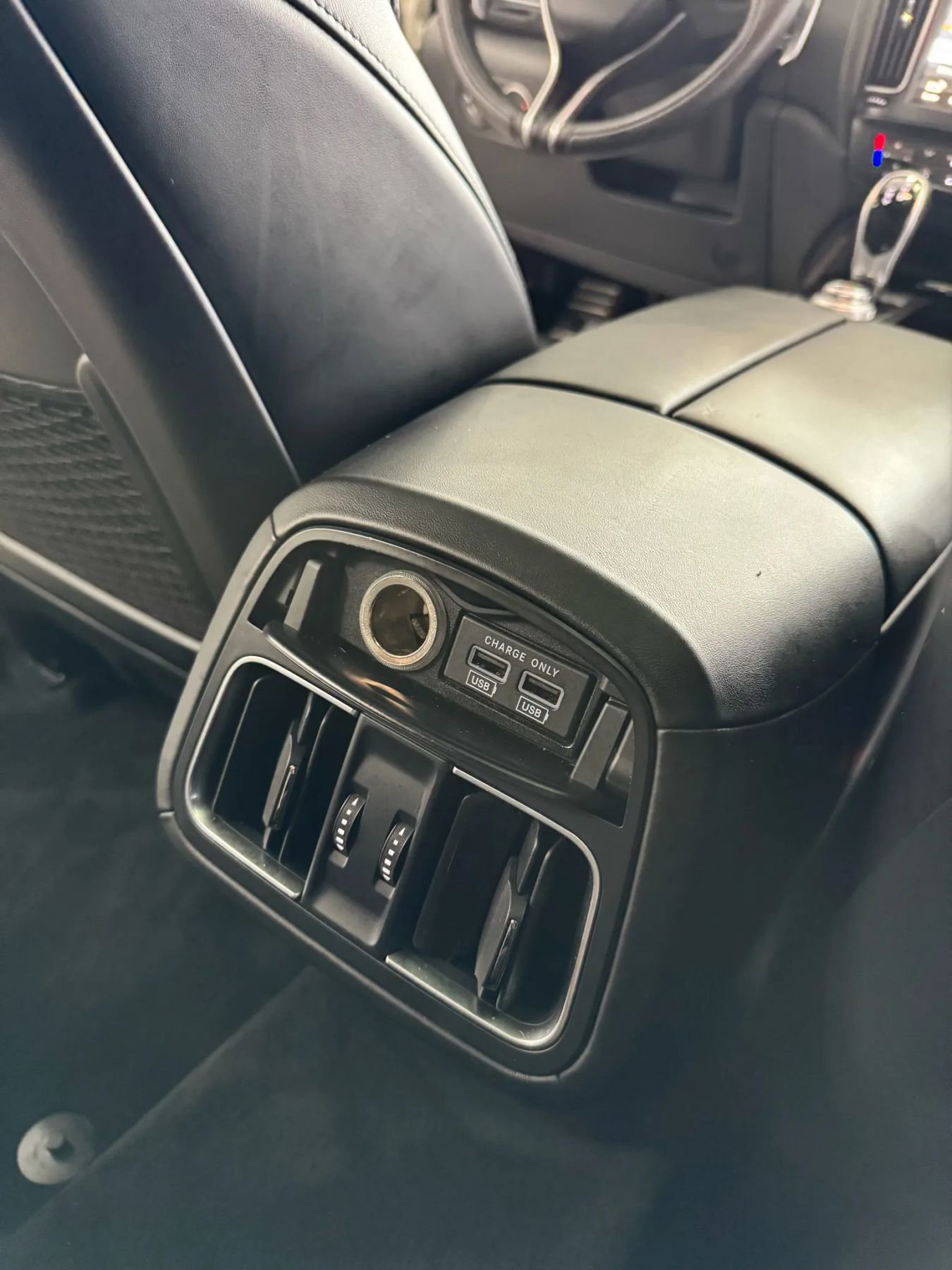 Used 2017 Maserati Levante w/ Sport Package image 18