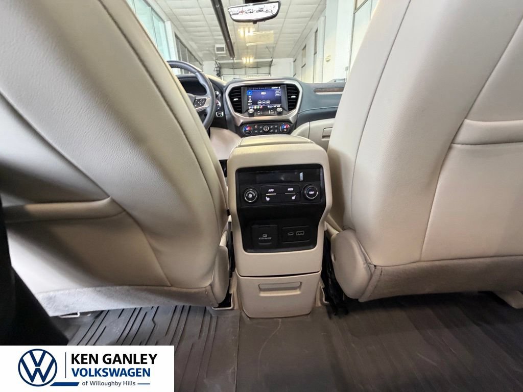Used 2023 GMC Acadia Denali w/ Denali Ultimate Package AWD/4WD image 52