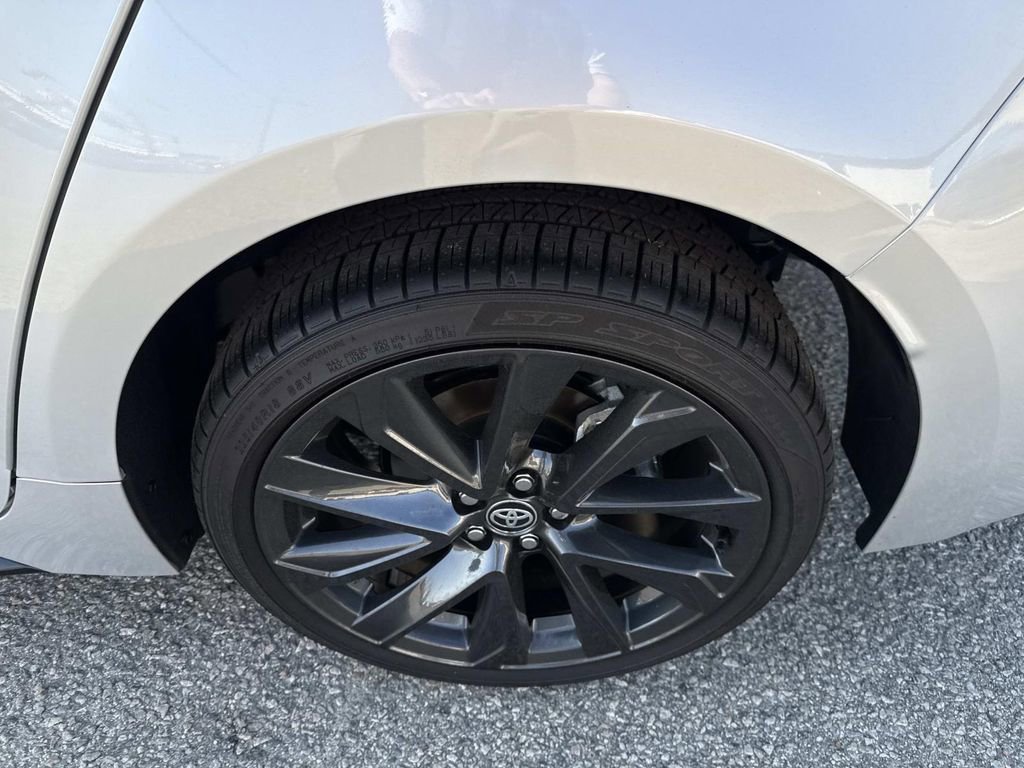 Used 2025 Toyota Corolla SE image 12