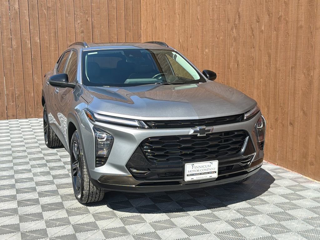 Used 2024 Chevrolet Trax ACTIV w/ Sunroof Package image 11