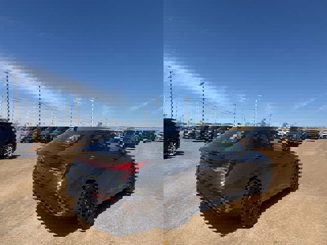 Used 2026 Hyundai Elantra Sport image 24