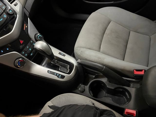 Used 2013 Chevrolet Cruze LT FWD image 30