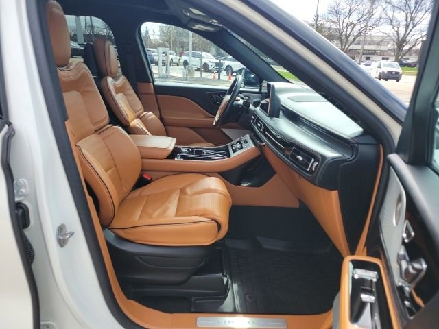 Used 2023 Lincoln Aviator Black Label image 30