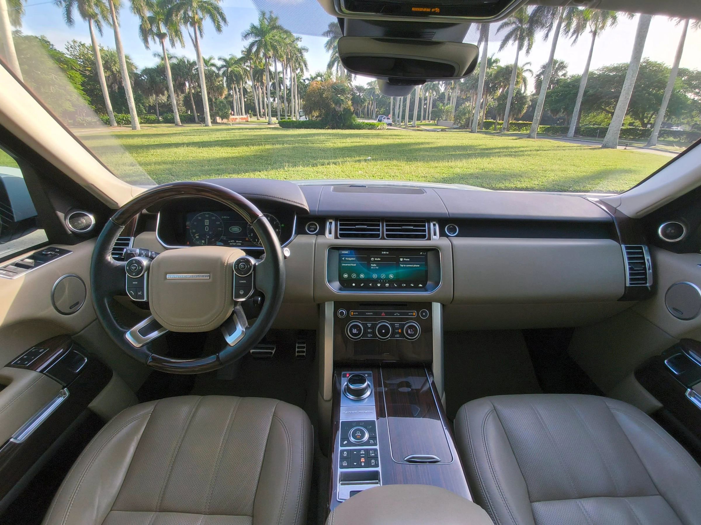 Used 2017 Land Rover Range Rover Supercharged image 15