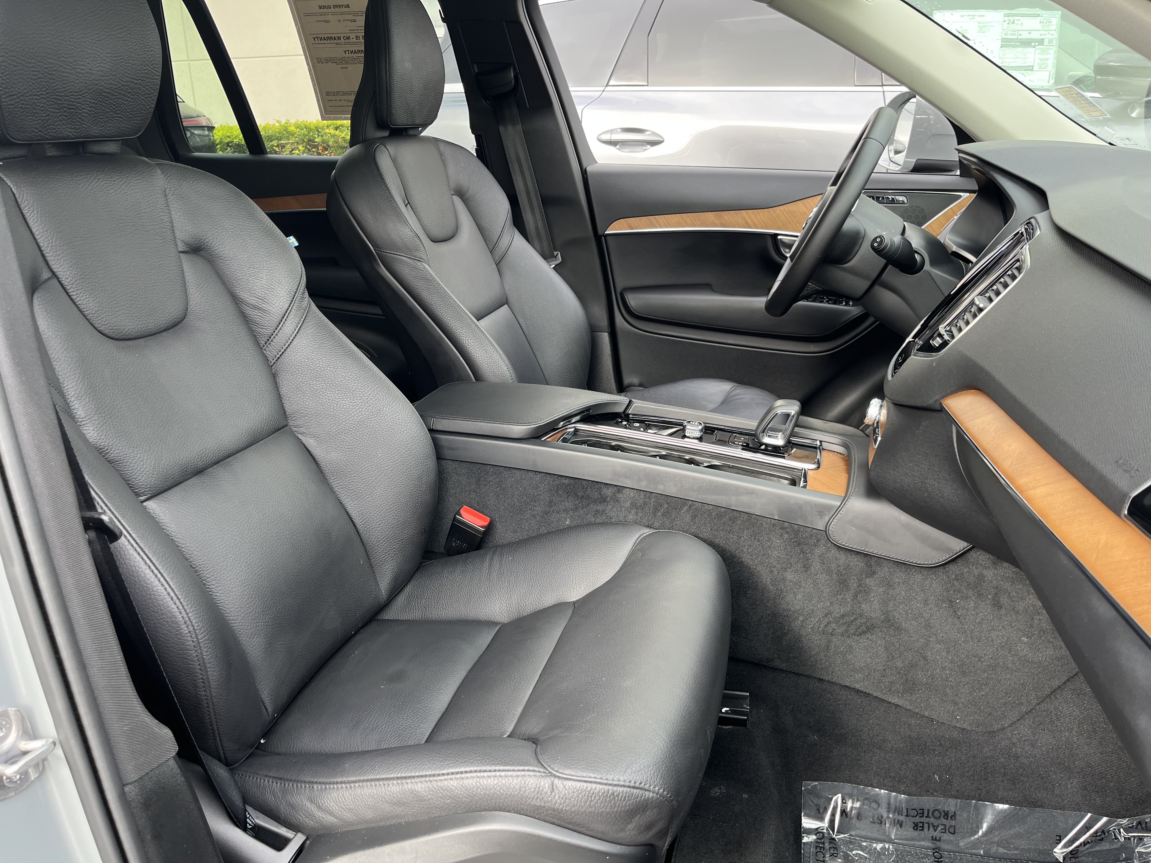 Used 2024 Volvo XC90 T8 Plus w/ Protection Package Premier AWD/4WD image 22