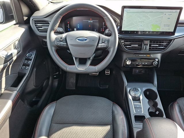Used 2023 Ford Escape ST-Line w/ Tech Pack #1 AWD/4WD image 14