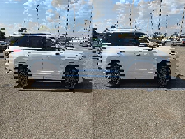 New 2026 Lexus TX 350 AWD image 2