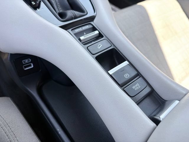 Used 2023 Honda HR-V LX image 20