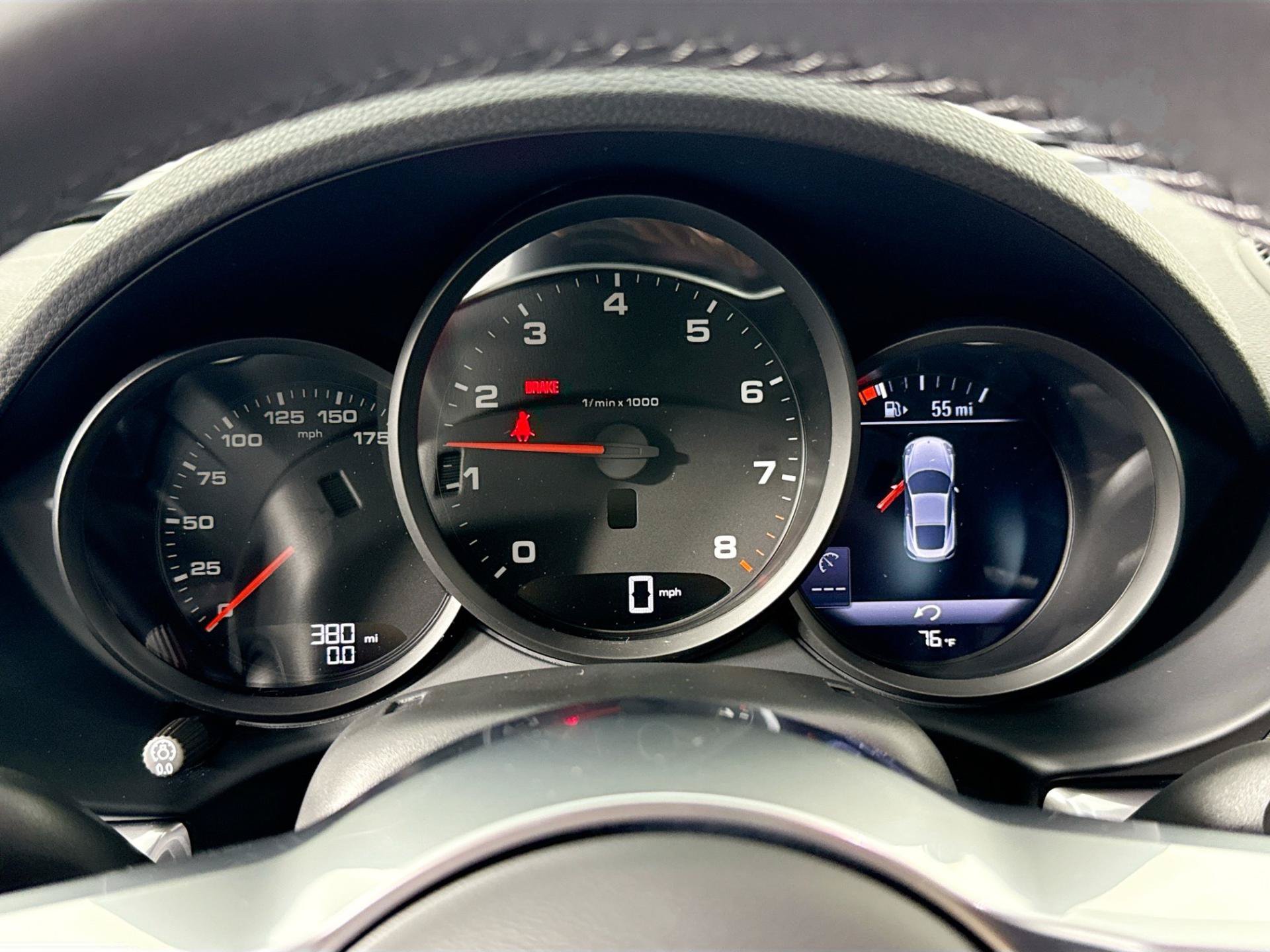 Used 2025 Porsche 718 Cayman RWD image 13