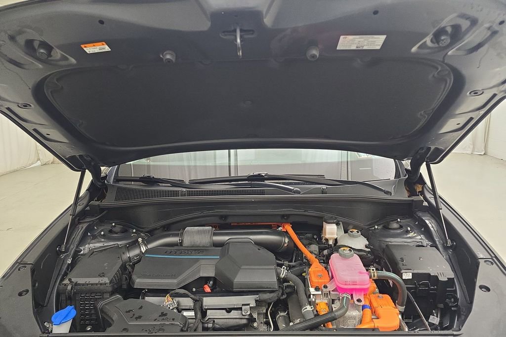 Used 2023 Hyundai Santa Fe Limited w/ Cargo Package image 31