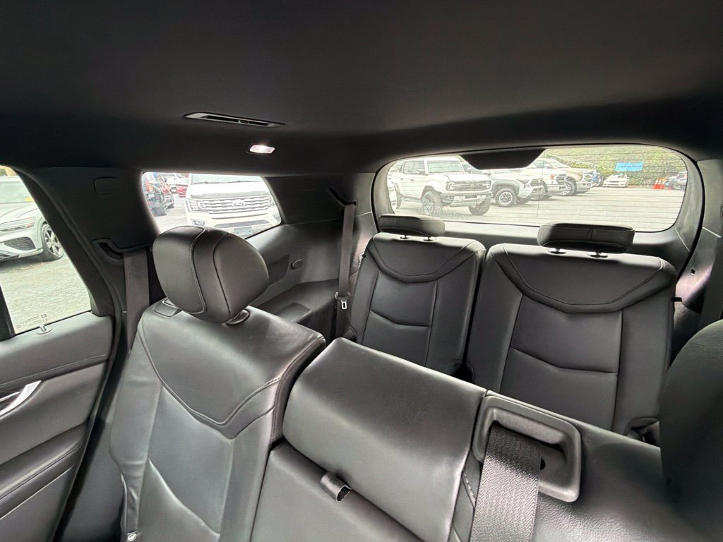 Used 2020 Cadillac XT6 Premium Luxury AWD/4WD image 11