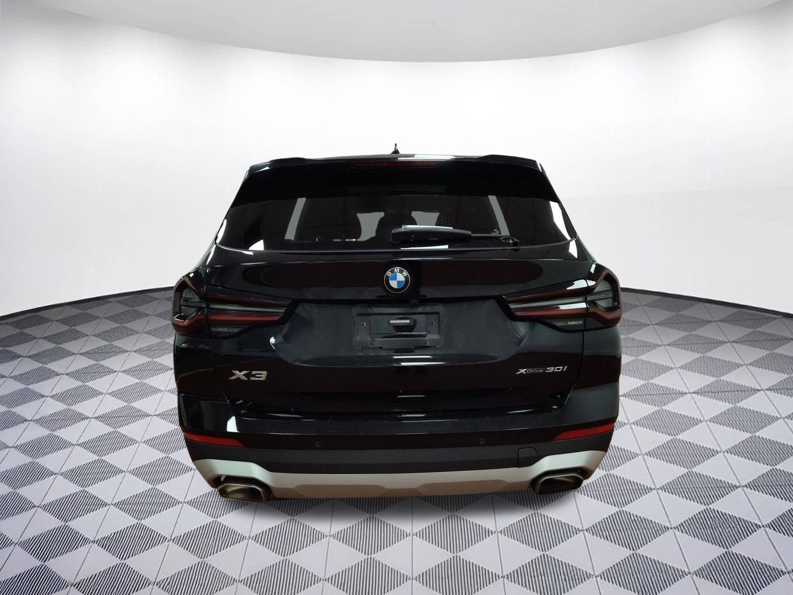 Certified 2023 BMW X3 xDrive30i w/ Premium Package image 8