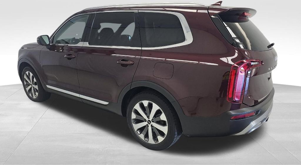 Used 2022 Kia Telluride EX w/ EX Premium Package FWD image 7