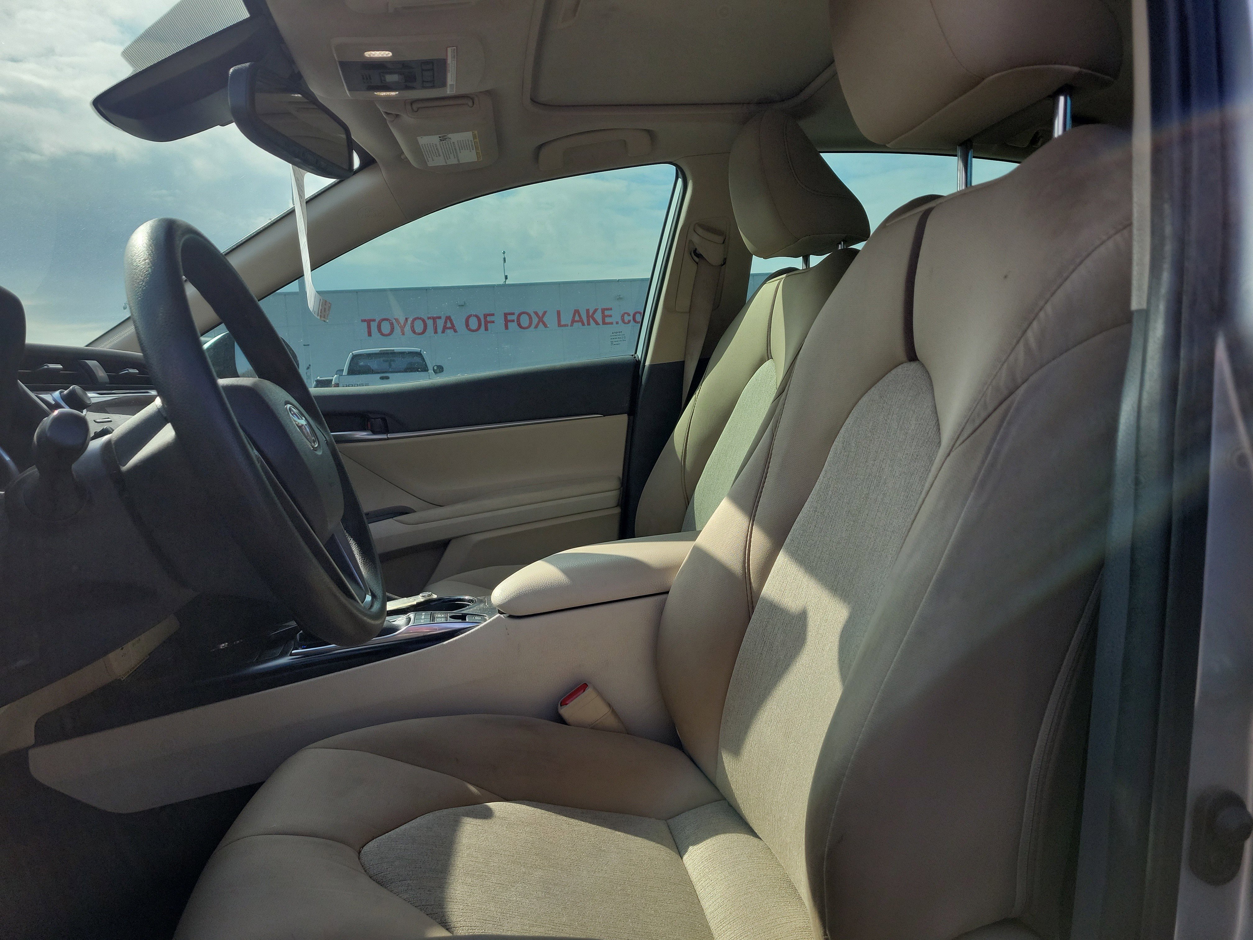 Used 2019 Toyota Camry LE w/ Sunroof Package image 14