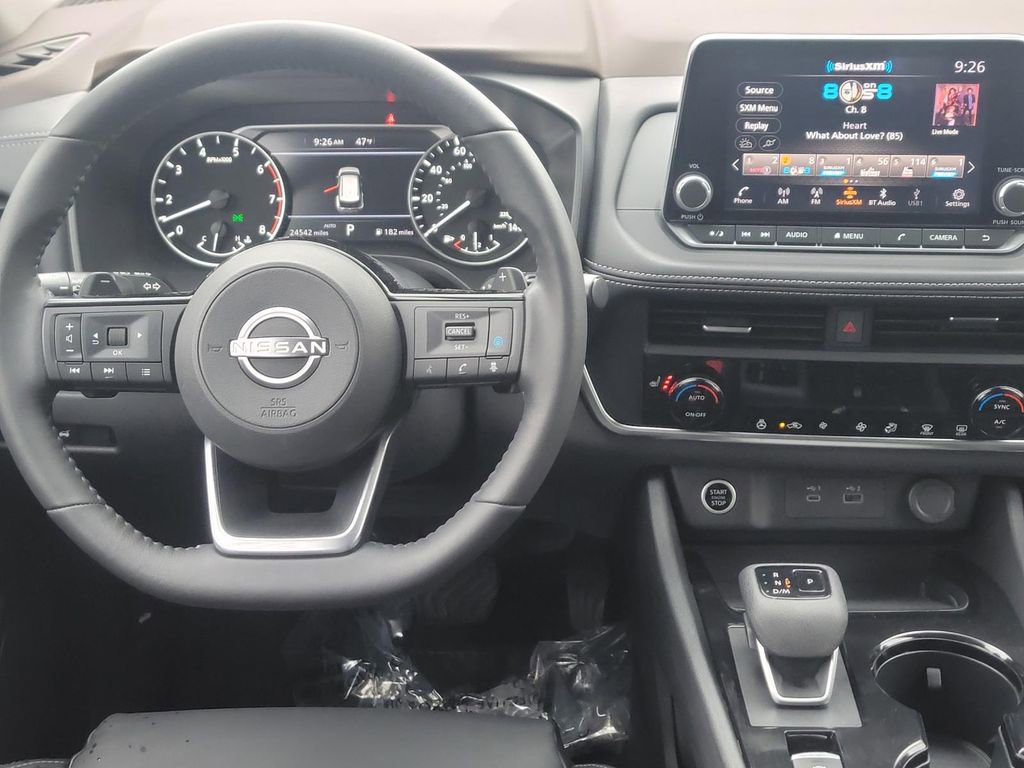 Used 2023 Nissan Rogue SV w/ SV Premium B Package AWD/4WD image 17