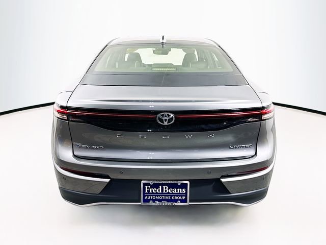 Used 2024 Toyota Crown Limited image 25
