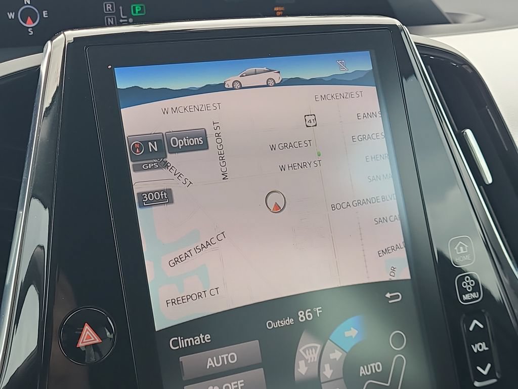 Used 2018 Toyota Prius Prime Advanced FWD image 13