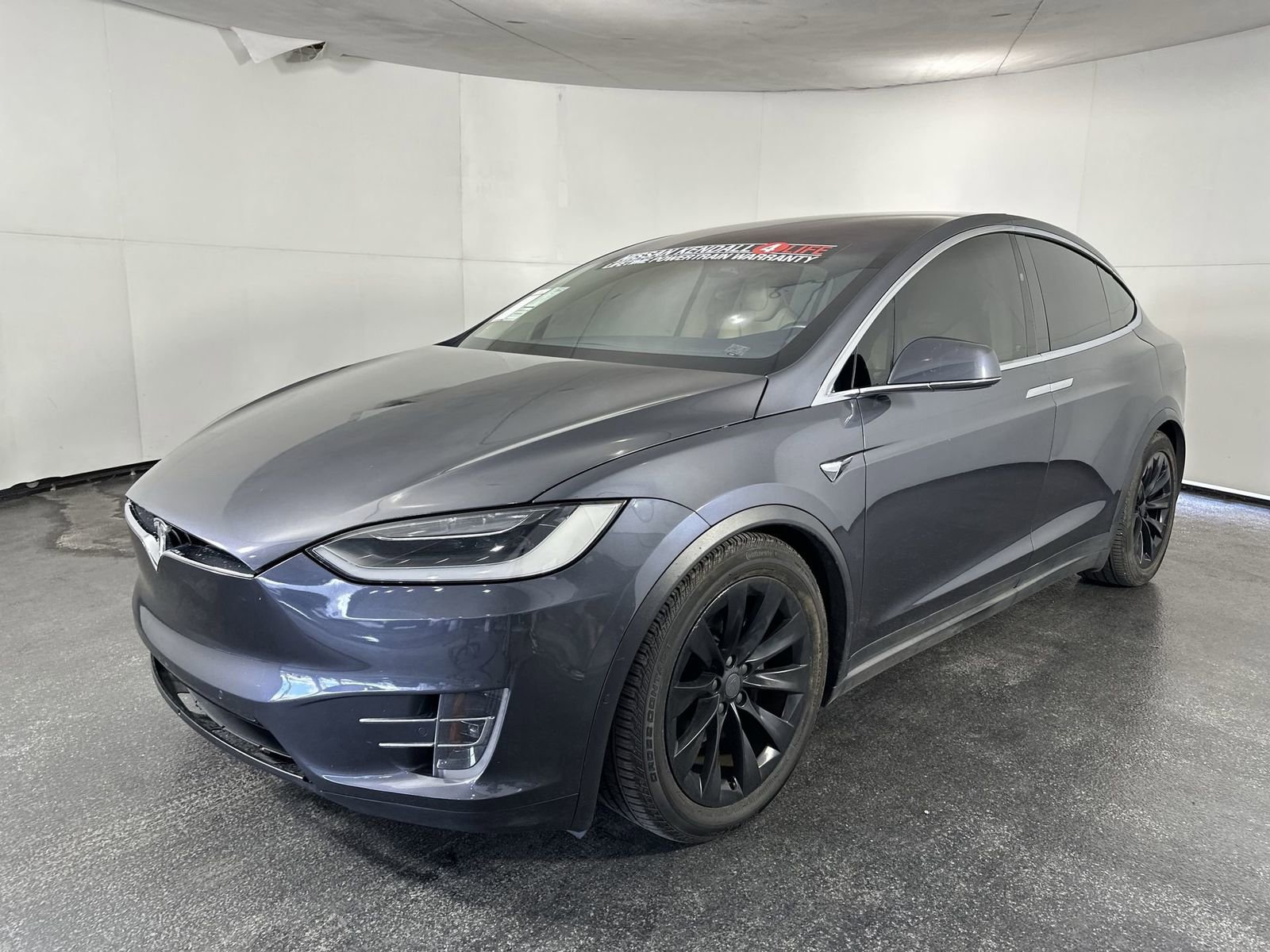 Used 2017 Tesla Model X 75D image 4