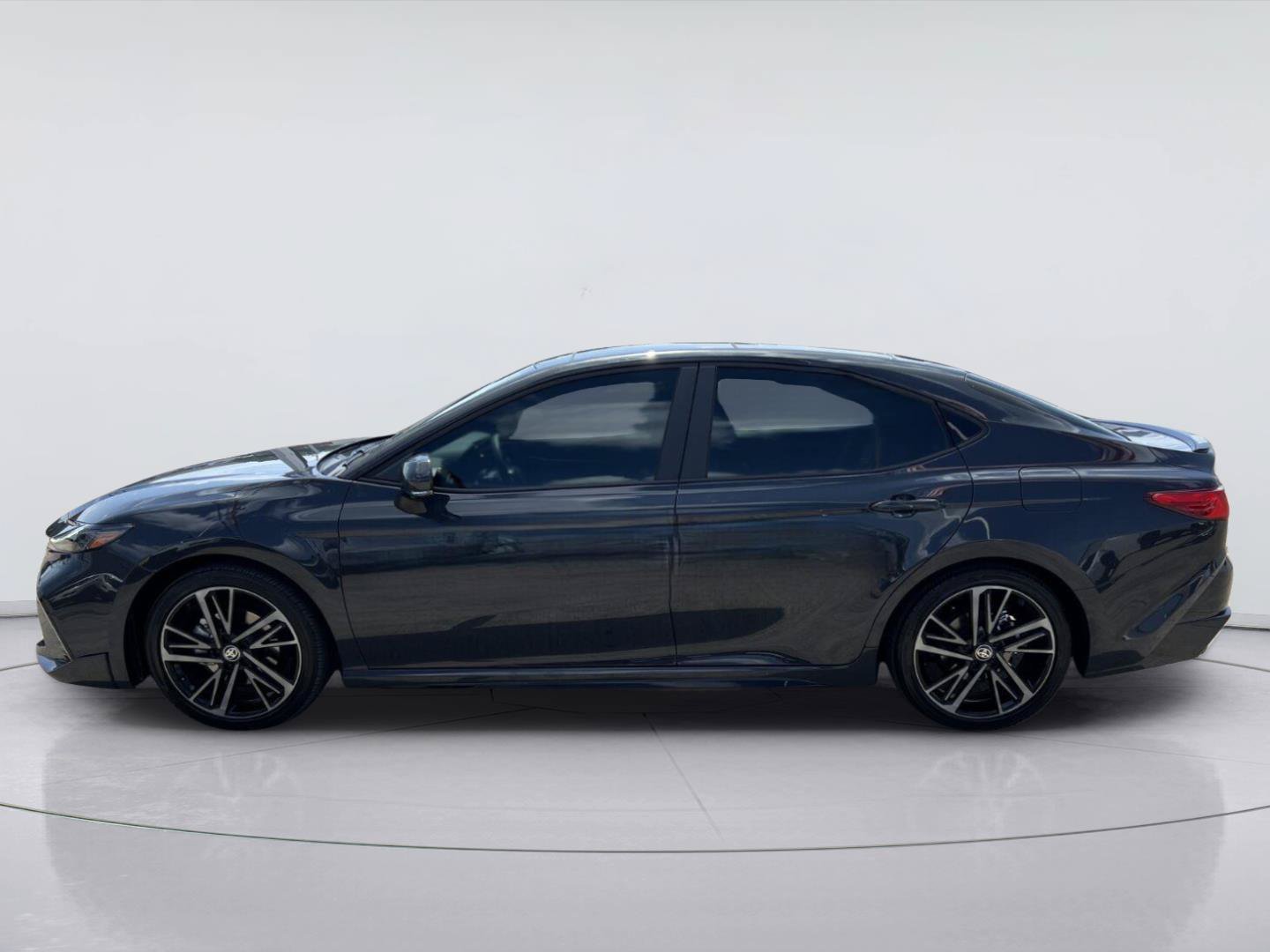 Used 2026 Toyota Camry XSE w/ Premium Plus Package FWD image 6