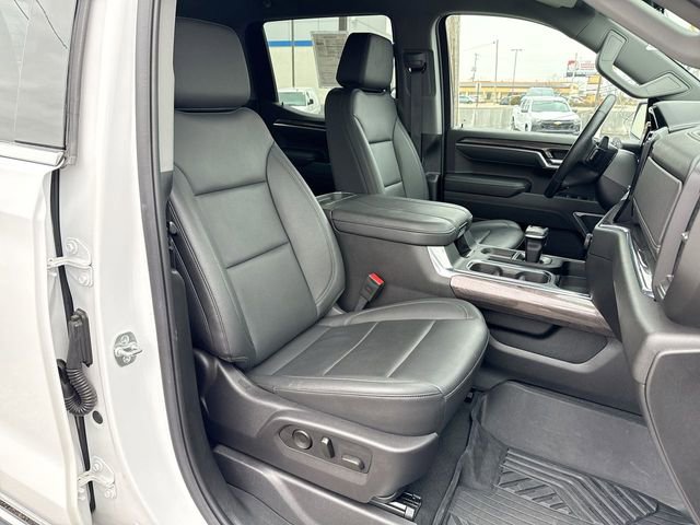 Used 2025 Chevrolet Silverado 1500 LTZ image 25
