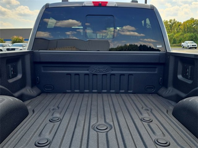 New 2026 Ford F350 XLT image 15