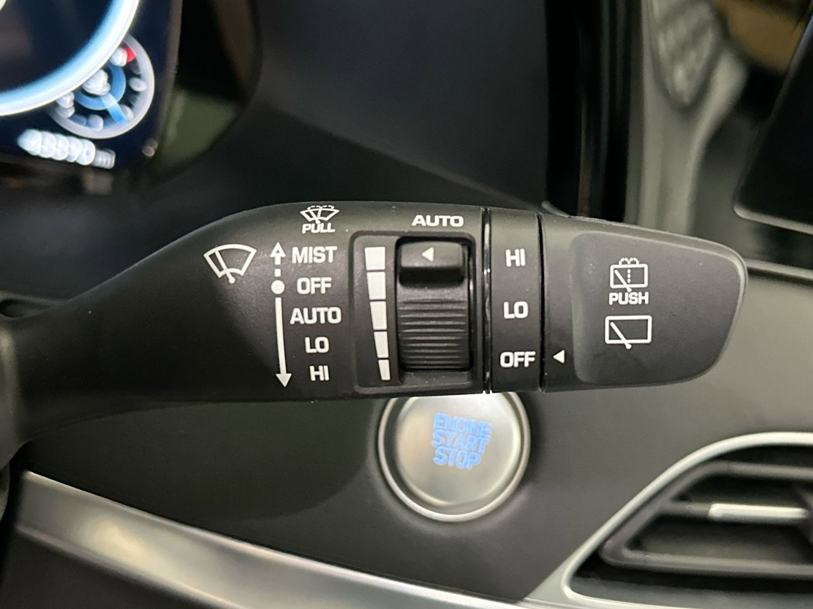 Used 2020 Hyundai Palisade Limited image 25