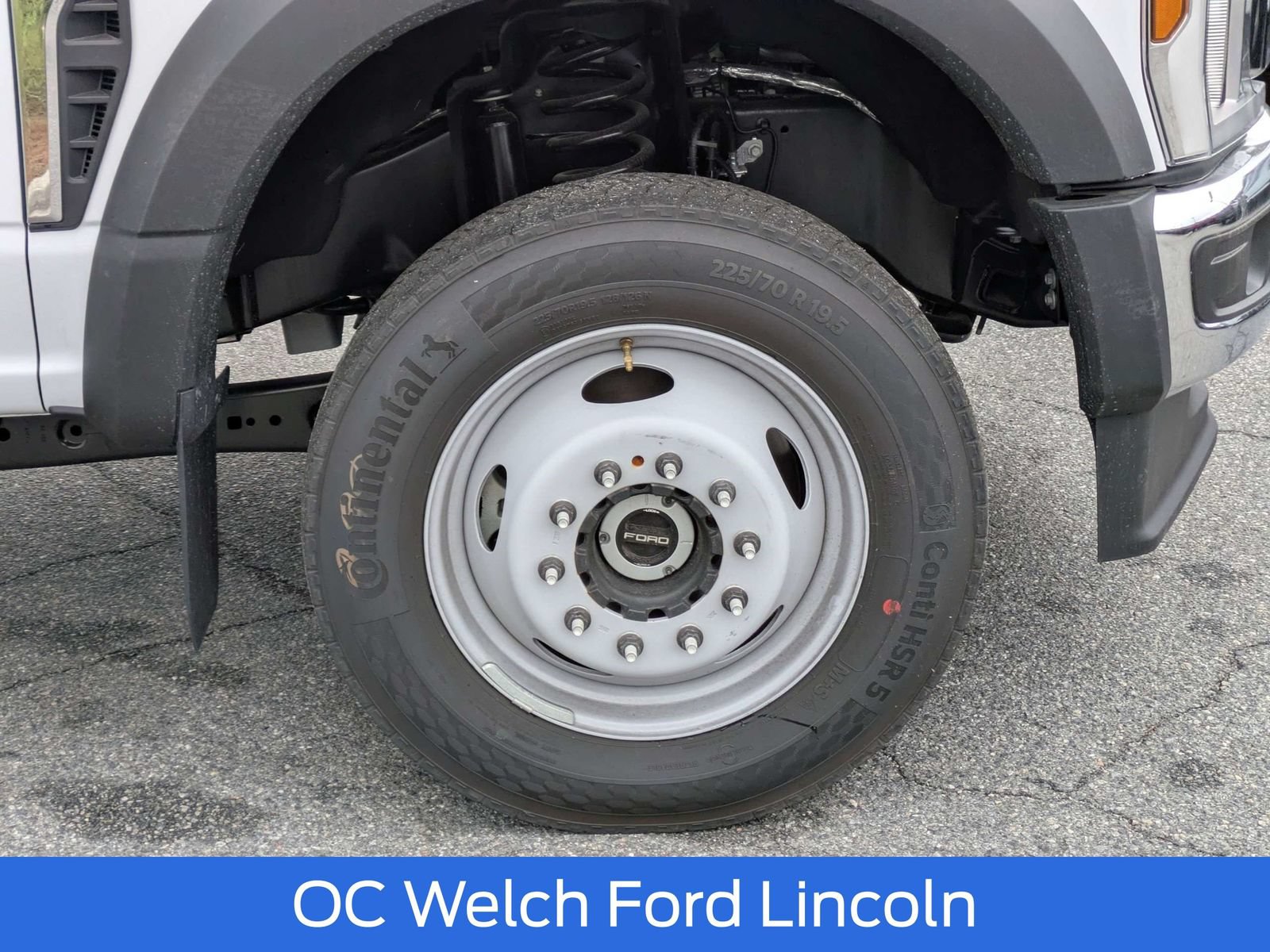 New 2026 Ford F550 4x4 Regular Cab Super Duty w/ XL Chrome Package image 6