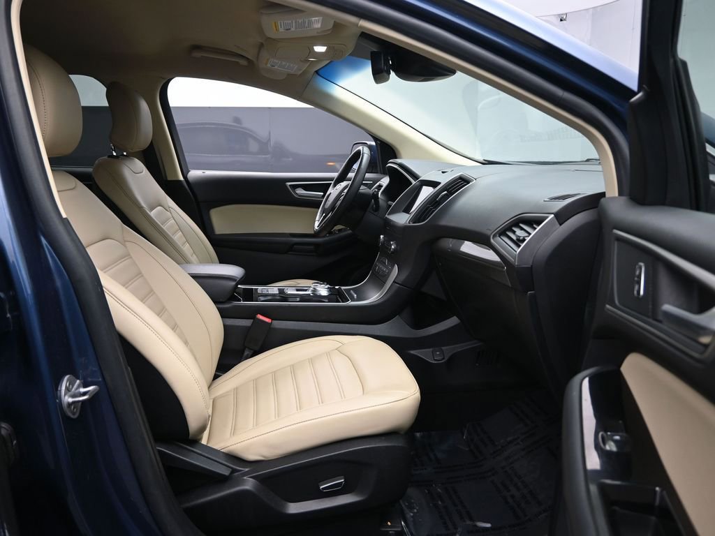 Used 2019 Ford Edge SEL w/ Equipment Group 201A image 31